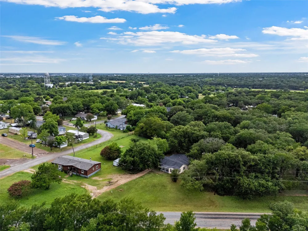 4704 Williams Road Bellmead, TX 76705