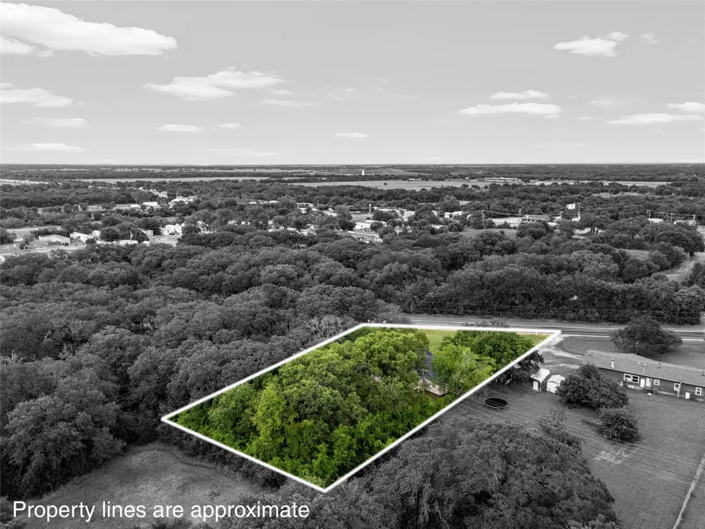 4704 Williams Road Bellmead, TX 76705