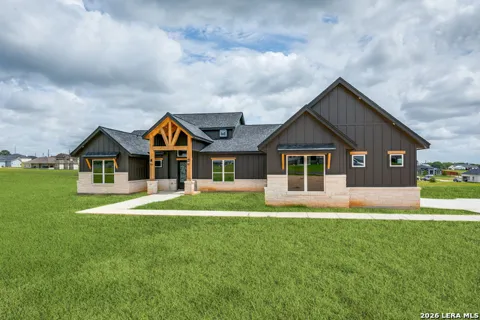 157 Estates Dr