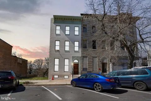 636 CARROLLTON AVENUE #B
