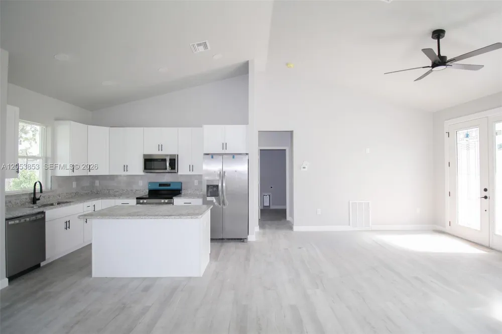4200 Leaf Rd Other City - In The State Of Florida, FL 33875