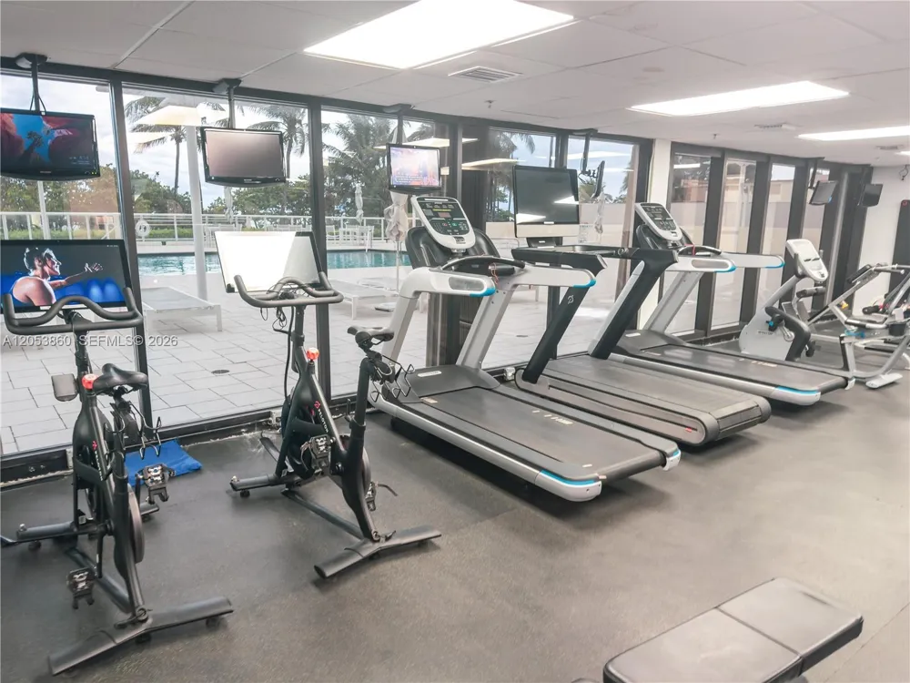 10185 Collins Ave #202 Bal Harbour, FL 33154