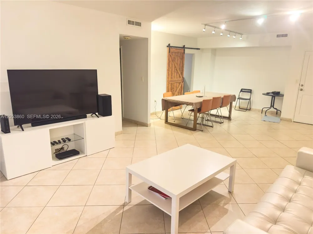 10185 Collins Ave #202 Bal Harbour, FL 33154