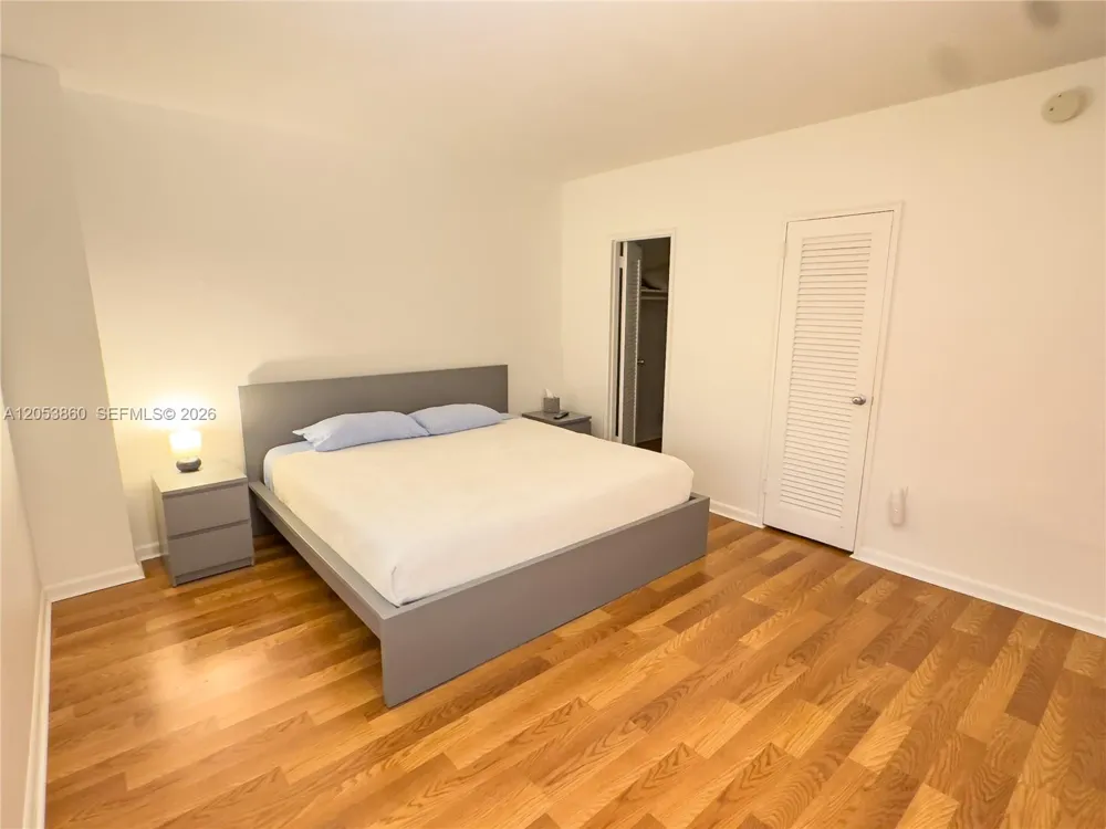 10185 Collins Ave #202 Bal Harbour, FL 33154
