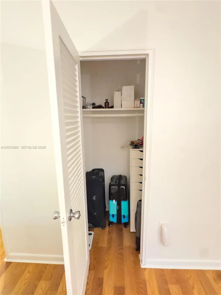 10185 Collins Ave #202 Bal Harbour, FL 33154