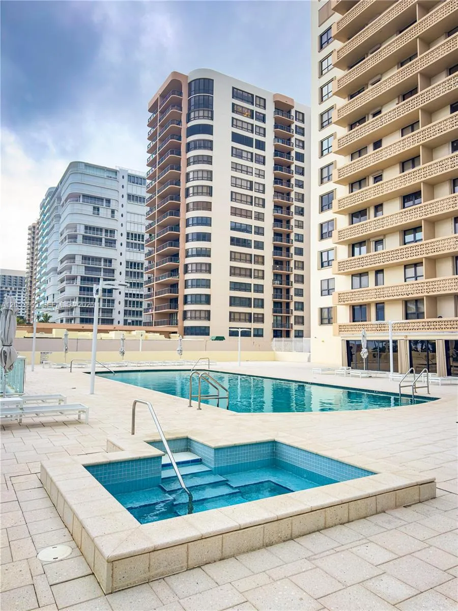 10185 Collins Ave #202 Bal Harbour, FL 33154