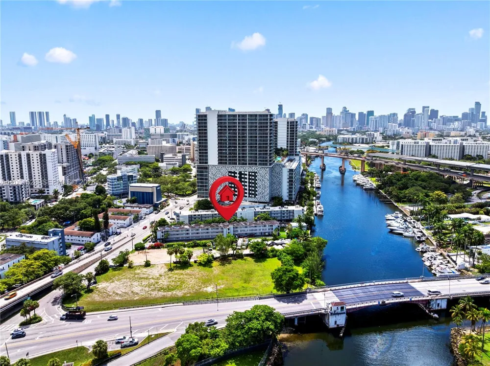 1610 NW N River Dr #201 Miami, FL 33125