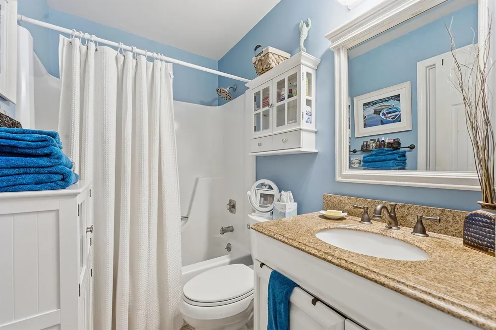 31 Pine Arbor Lane #Unit 204 Vero Beach, FL 32962