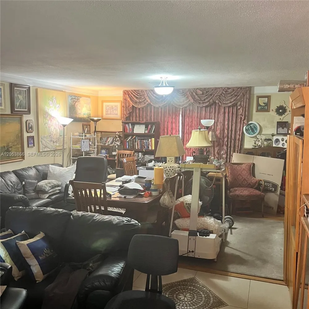 1760 NE 160th St North Miami Beach, FL 33162
