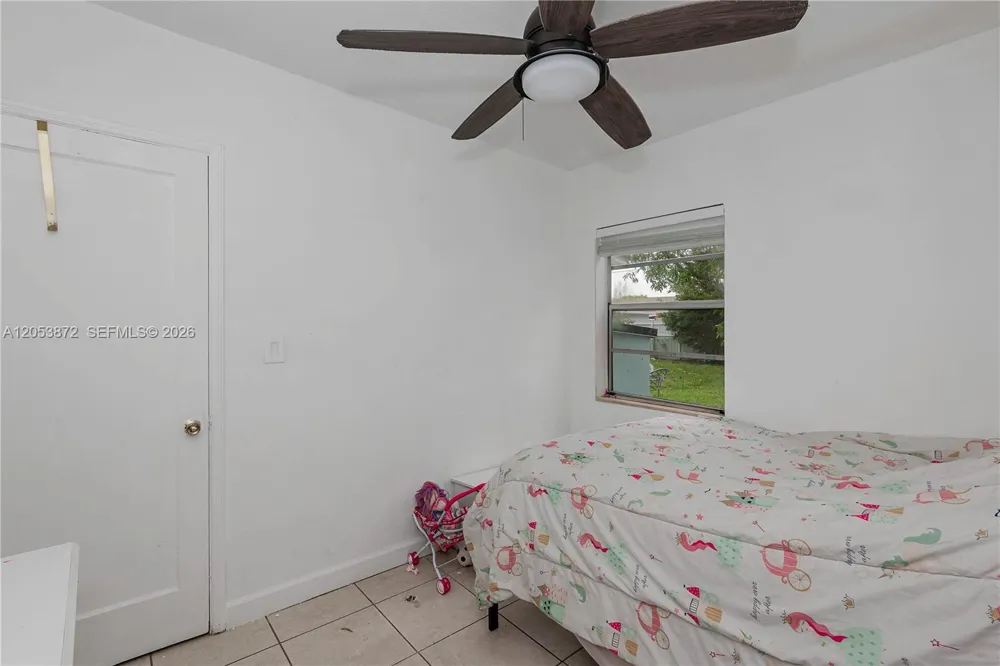 681 NE 1st Pl Hialeah, FL 33010