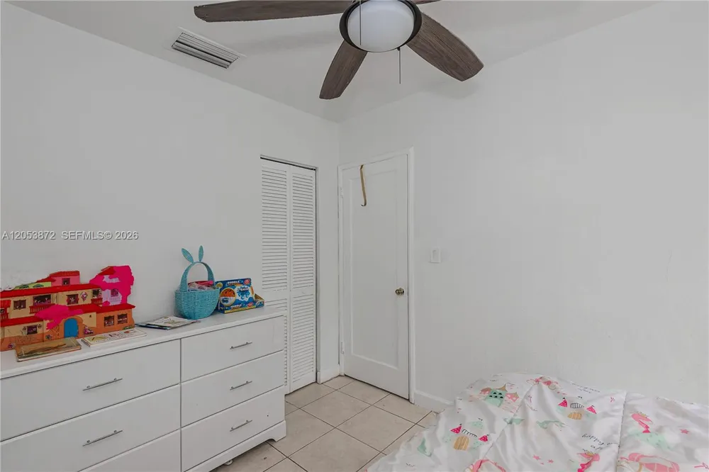 681 NE 1st Pl Hialeah, FL 33010