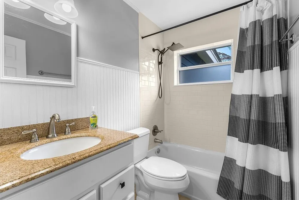 926 37th Avenue Vero Beach, FL 32960