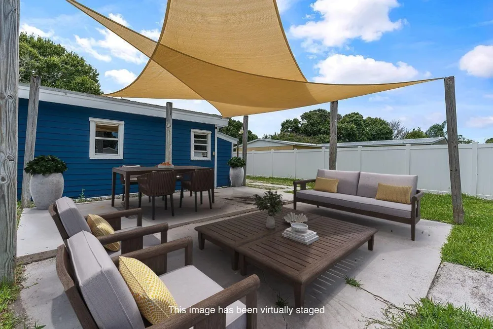 926 37th Avenue Vero Beach, FL 32960