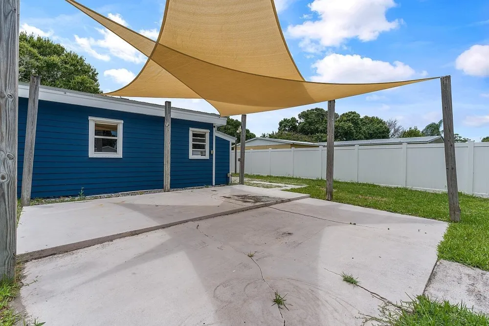 926 37th Avenue Vero Beach, FL 32960