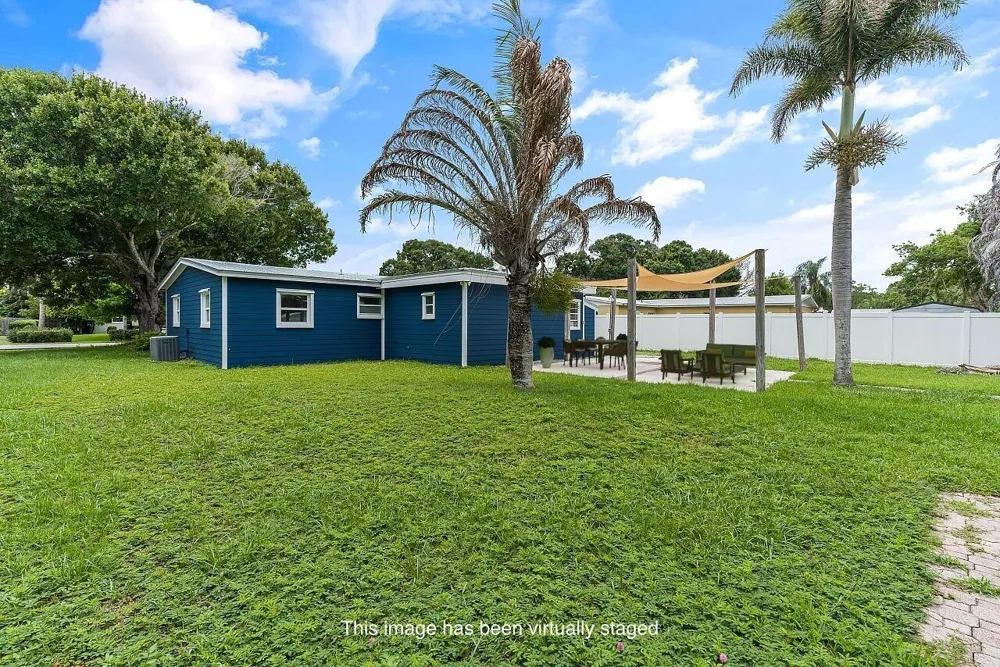 926 37th Avenue Vero Beach, FL 32960