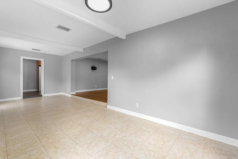 926 37th Avenue Vero Beach, FL 32960