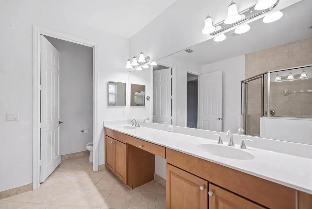 135 SW WALKING Path Stuart, FL 34997