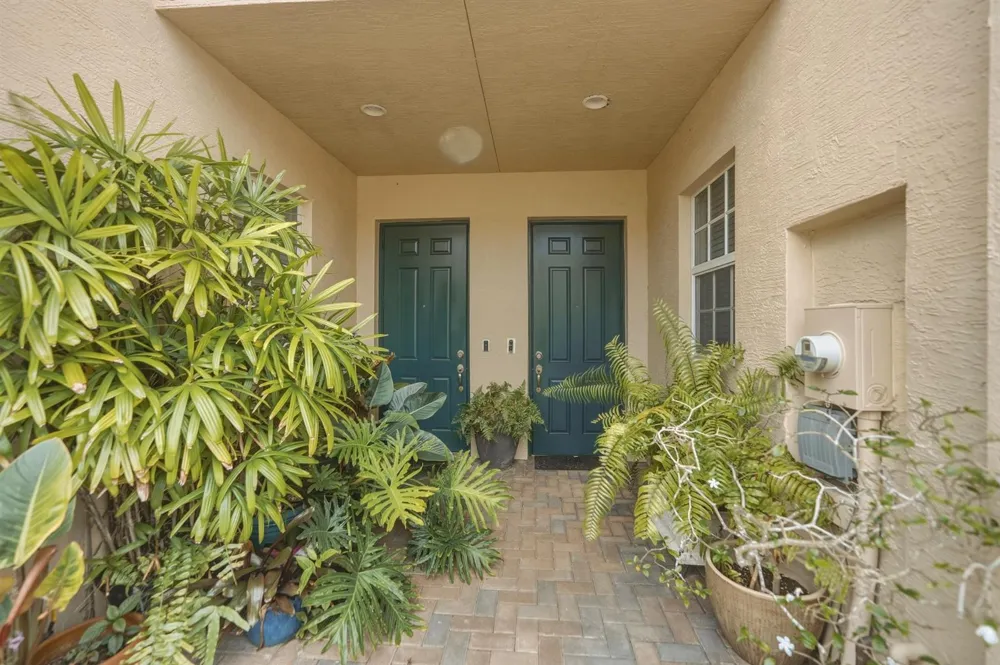 135 SW WALKING Path Stuart, FL 34997