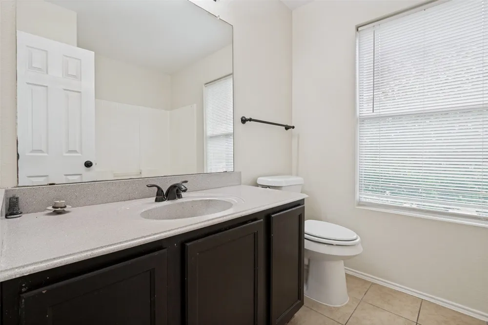 614 Hearthstone Drive Lancaster, TX 75146