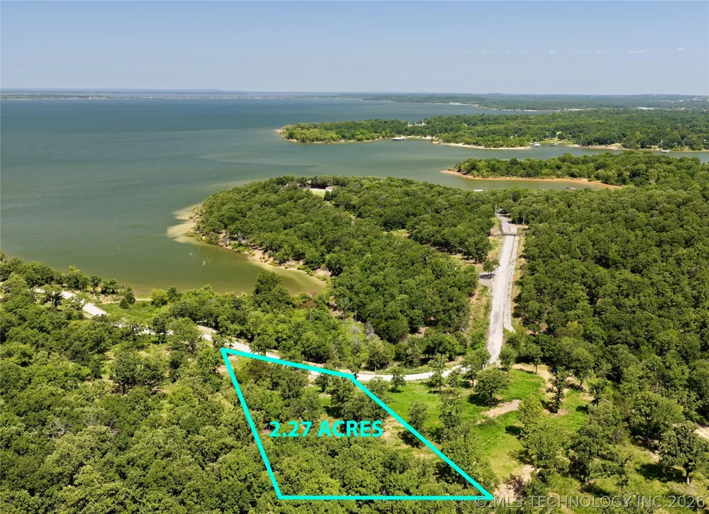 241 Patriot Pointe Eufaula, OK 74432