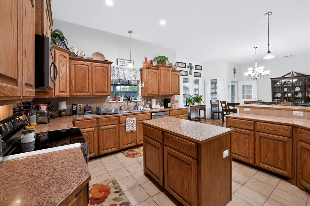 7922 County Road 229 Clyde, TX 79510