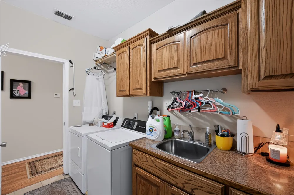 7922 County Road 229 Clyde, TX 79510