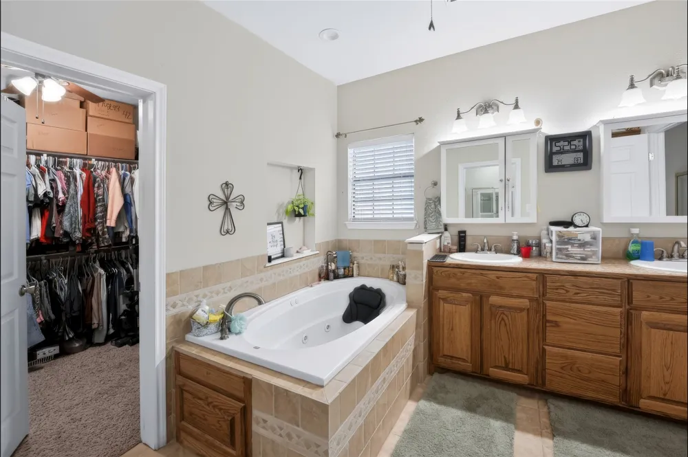 7922 County Road 229 Clyde, TX 79510