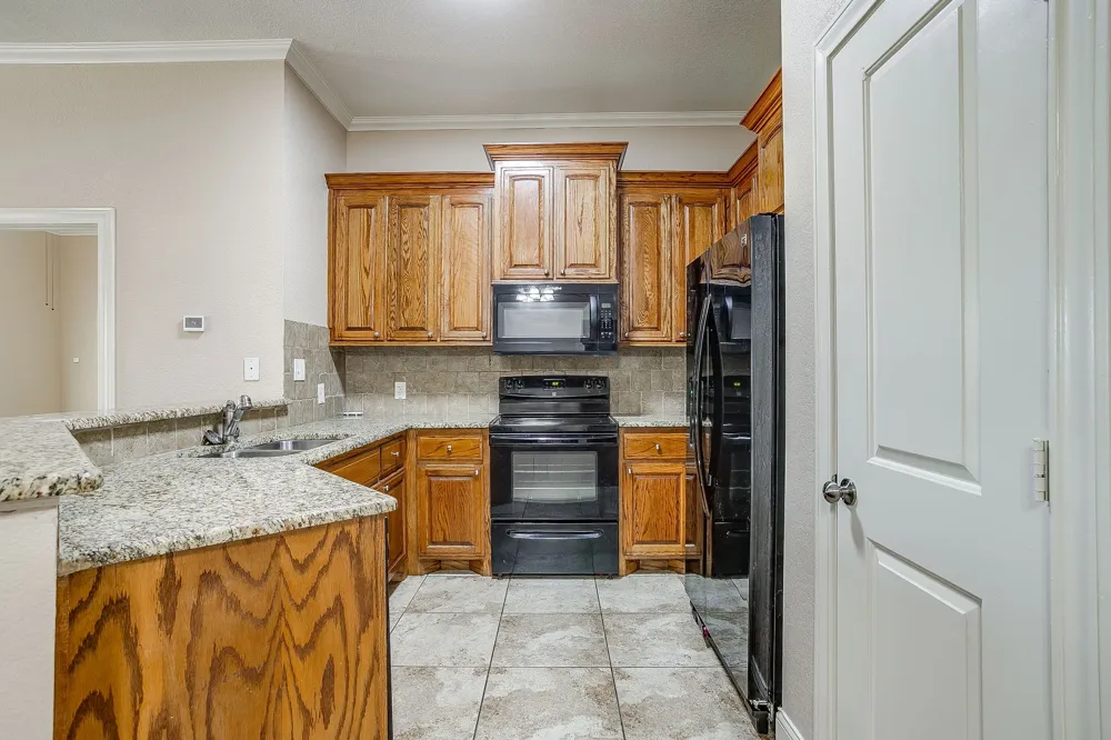 301 County Road 207 #1204 Alvarado, TX 76009