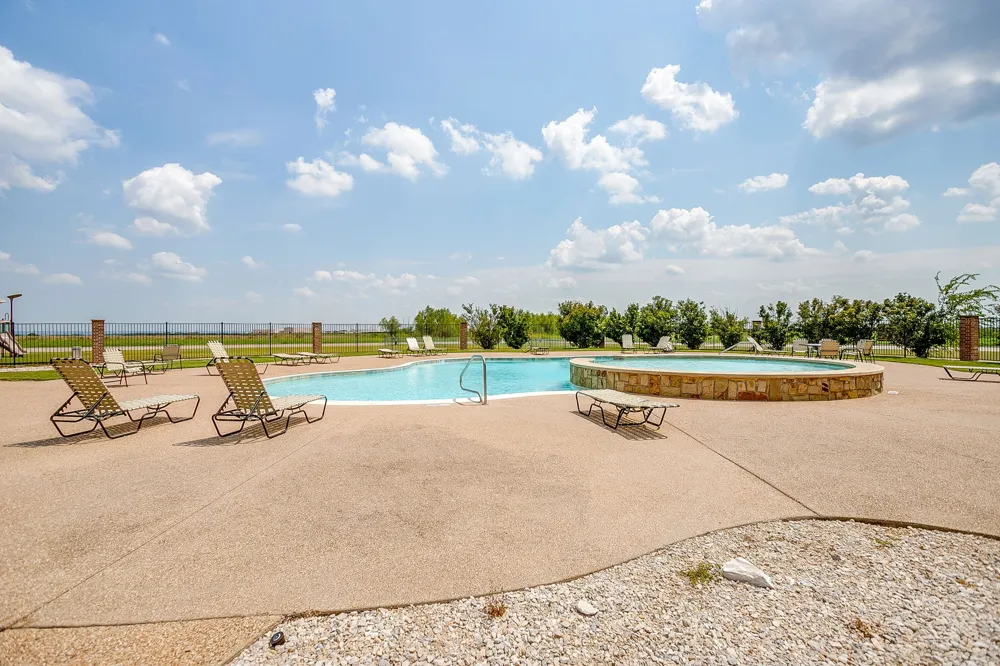 301 County Road 207 #1204 Alvarado, TX 76009