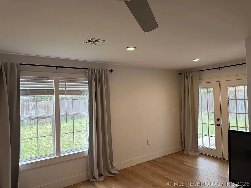 124 Sunset Drive Madill, OK 73446