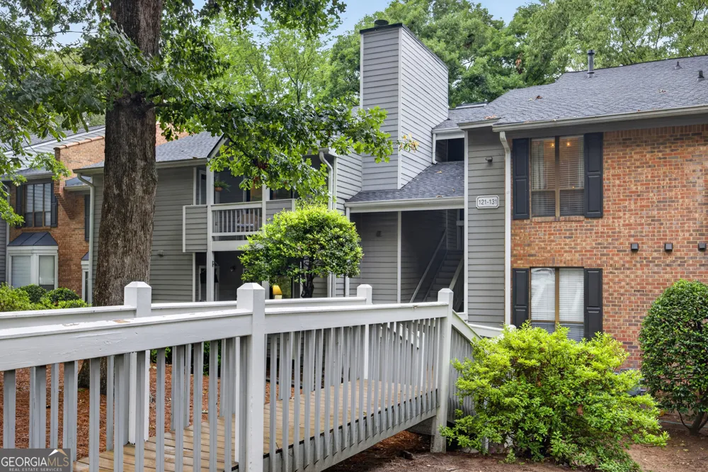 123 Warm Springs CIR Roswell, GA 30075
