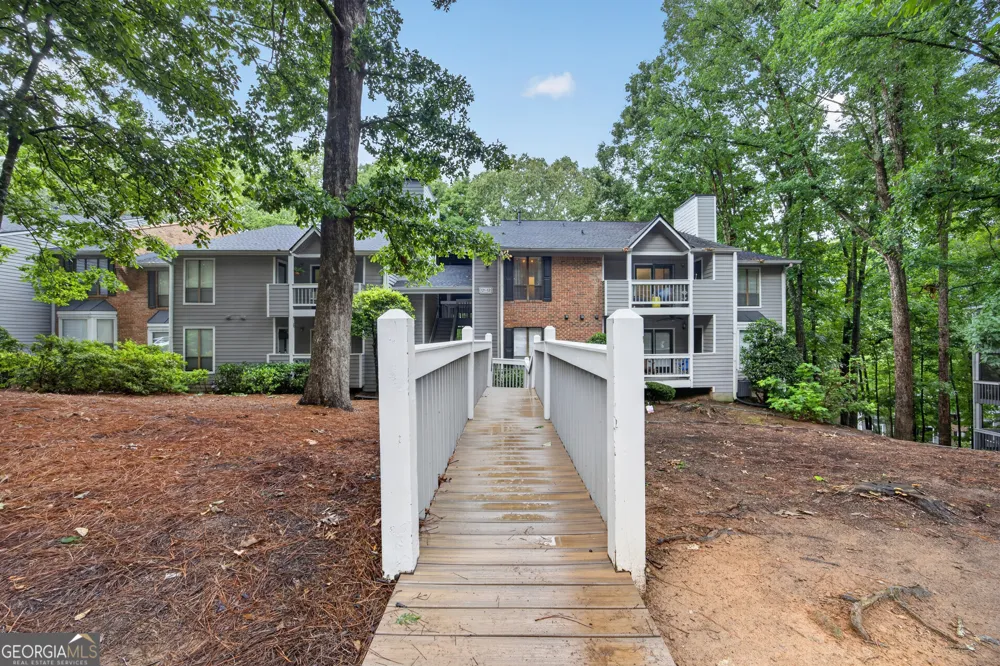 123 Warm Springs CIR Roswell, GA 30075