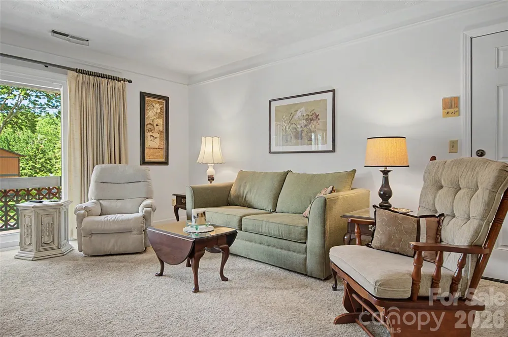 1765 Haywood Manor Road #D Hendersonville, NC 28791