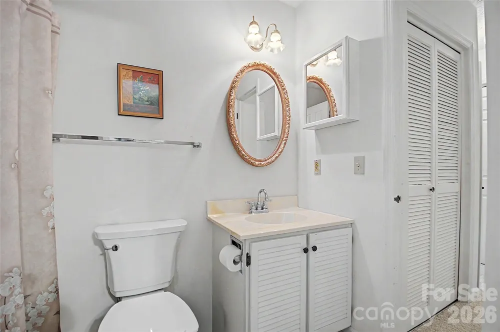 1765 Haywood Manor Road #D Hendersonville, NC 28791