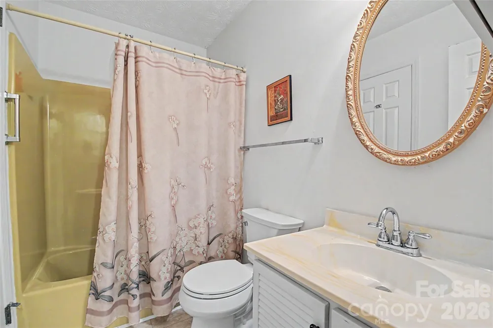 1765 Haywood Manor Road #D Hendersonville, NC 28791