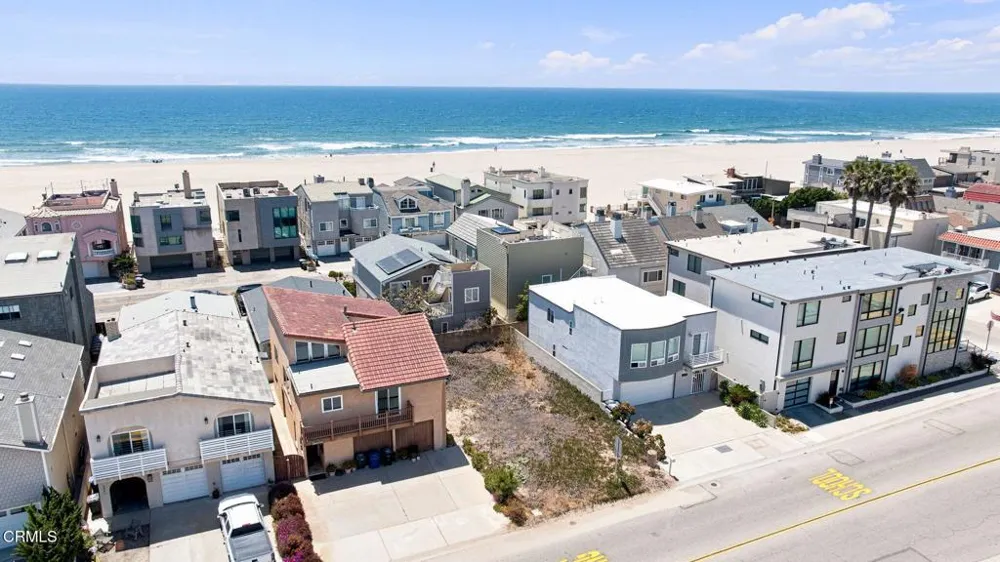 4049 Sunset Lane Oxnard, CA 93035