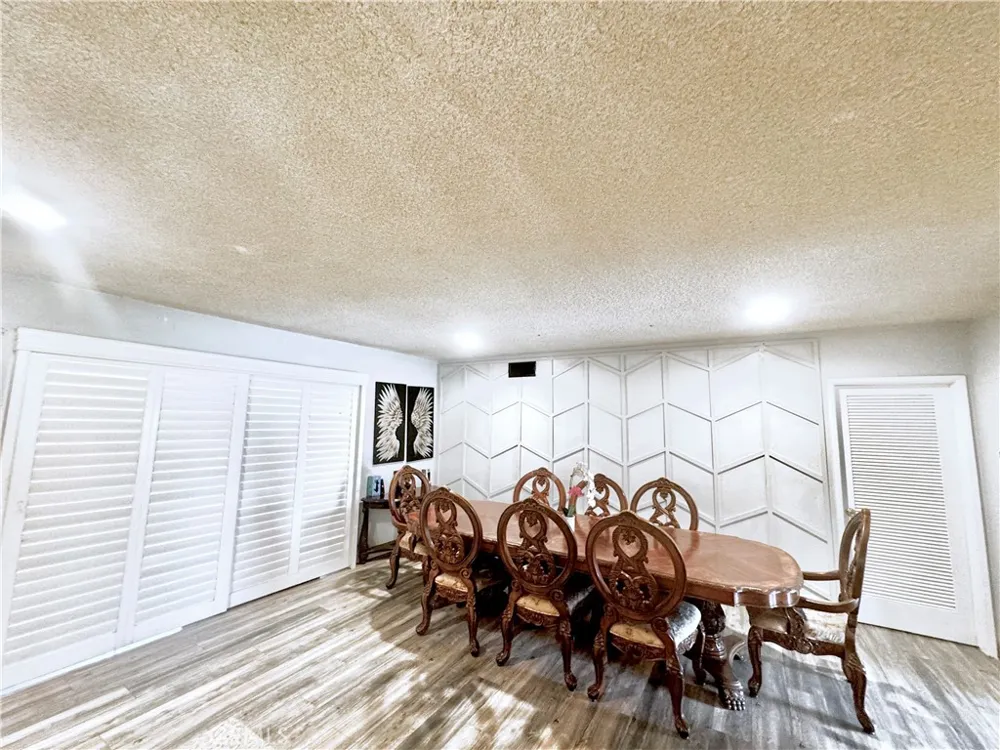 16713 Sunburst Street North Hills, CA 91343