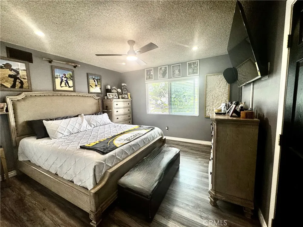 16713 Sunburst Street North Hills, CA 91343