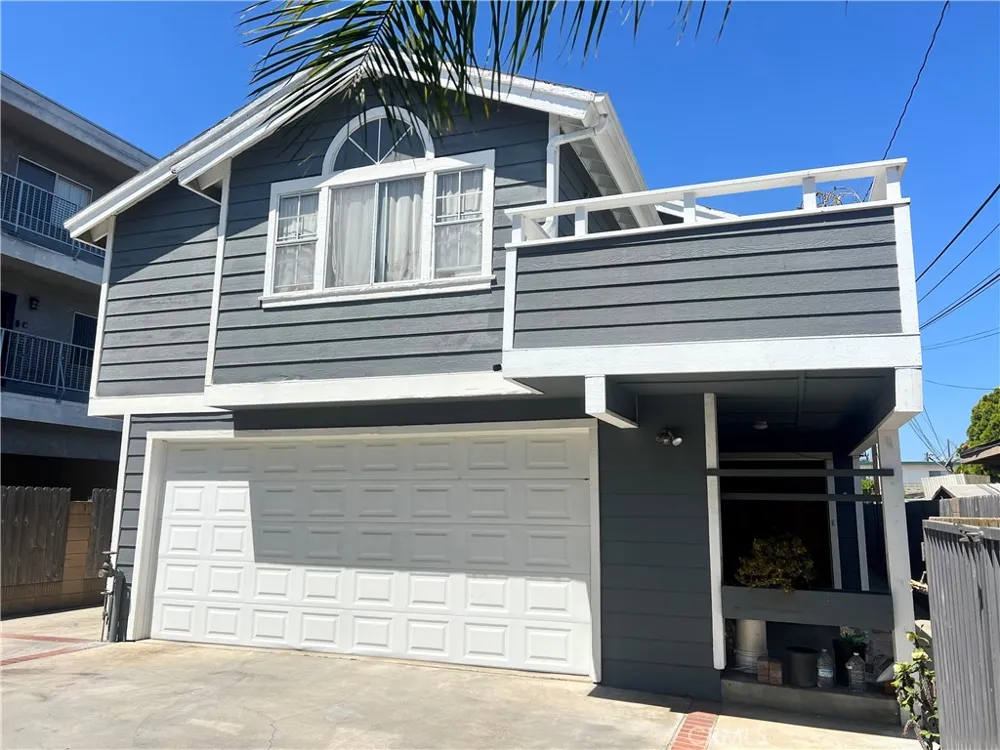 13933 Kornblum #C Hawthorne, CA 90250