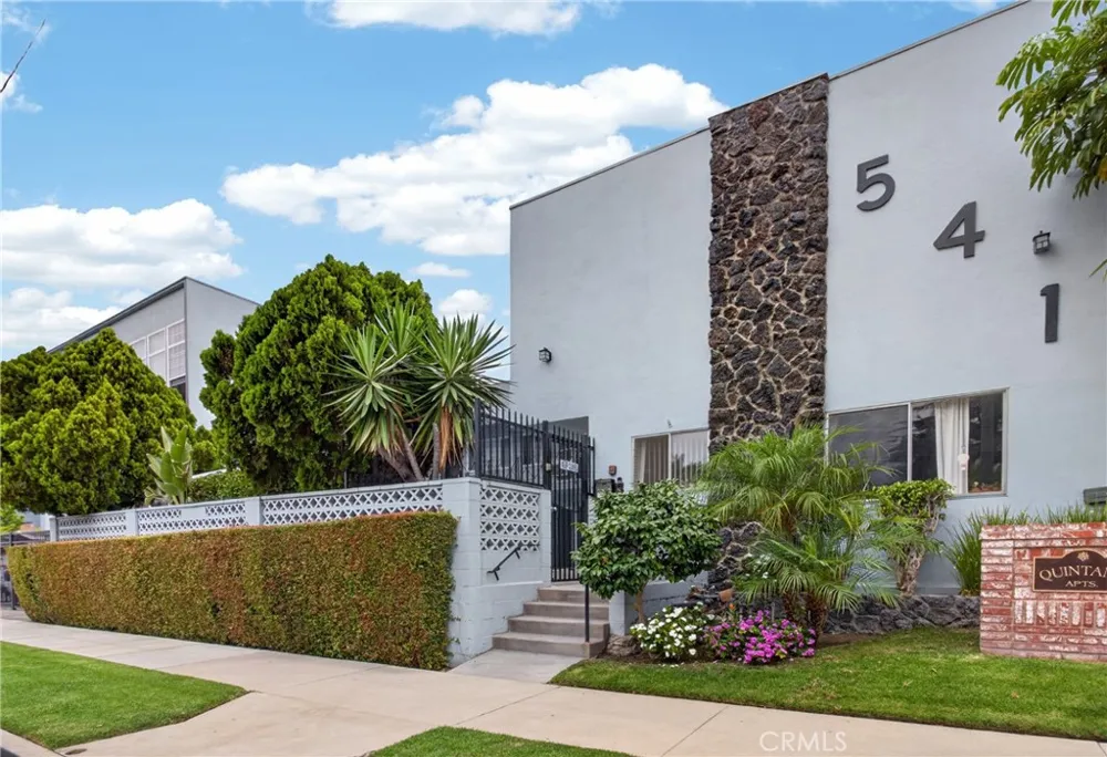 541 Naomi Burbank, CA 91505