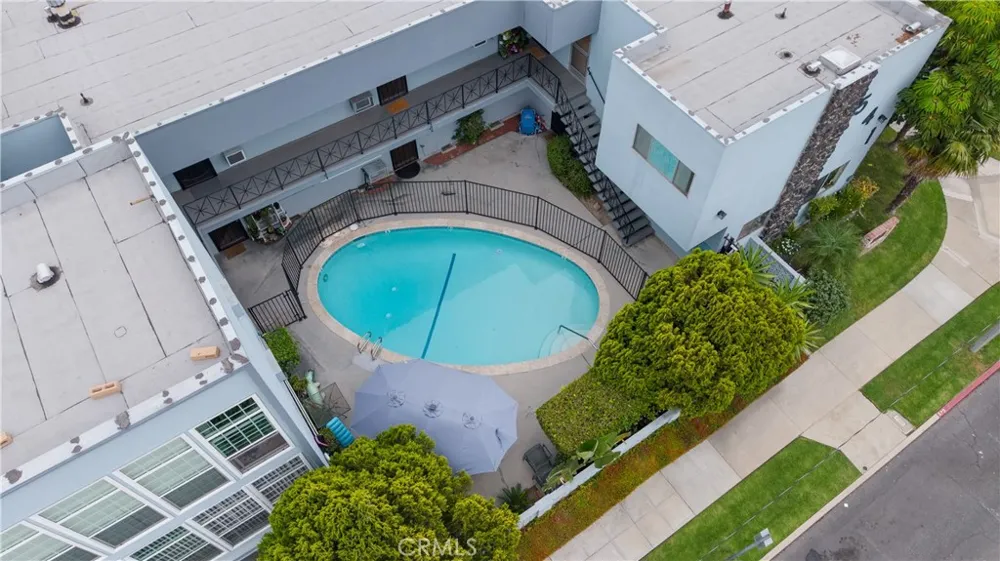 541 Naomi Burbank, CA 91505