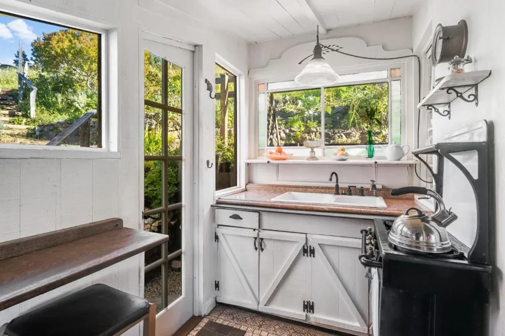 46190 Clear Ridge Road Big Sur, CA 93920