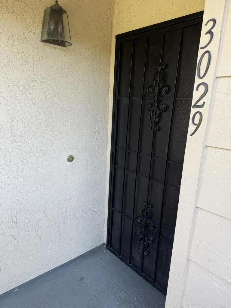 3029 Blue Oak Court Spring Valley, CA 91978