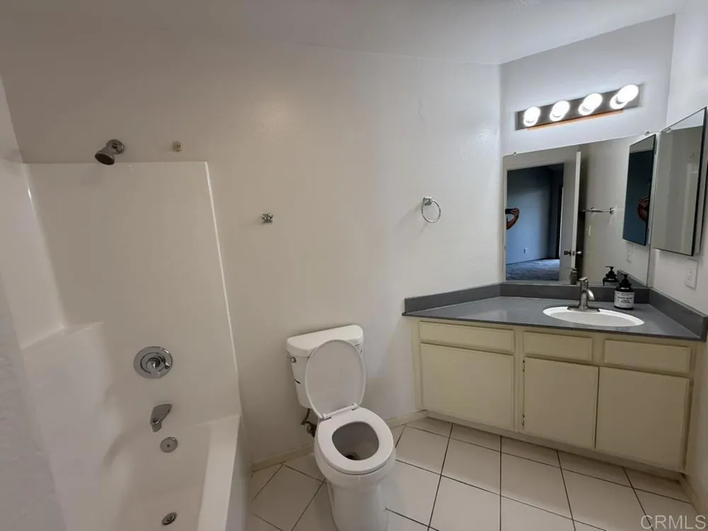 3029 Blue Oak Court Spring Valley, CA 91978