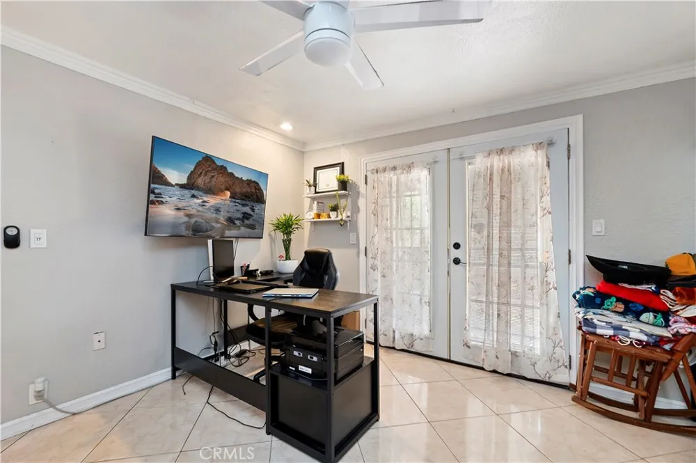 12685 Oriole Avenue Grand Terrace, CA 92313