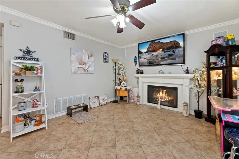 12685 Oriole Avenue Grand Terrace, CA 92313