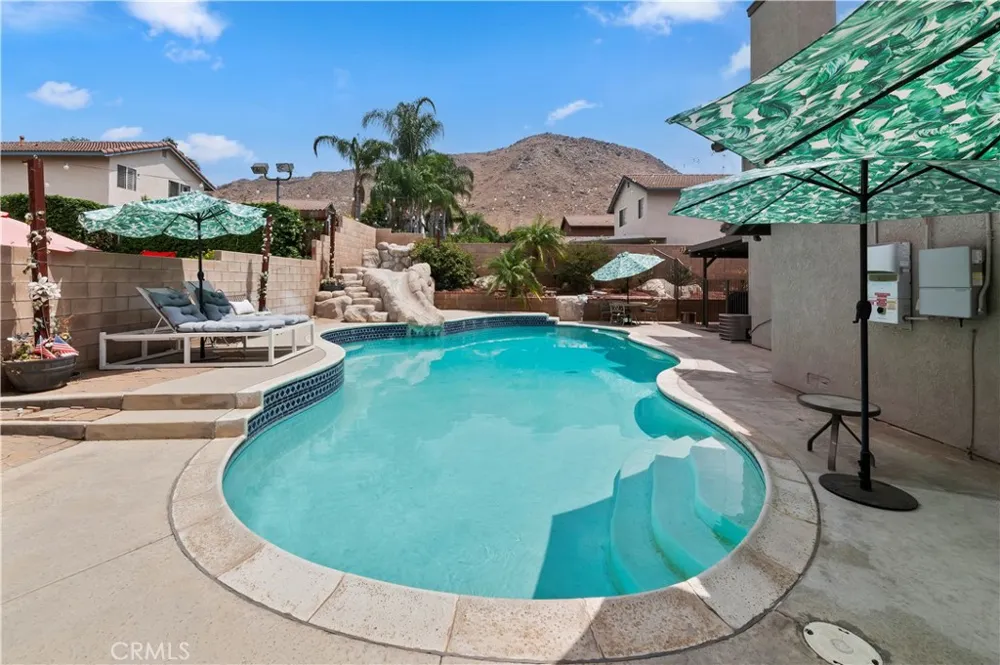 12685 Oriole Avenue Grand Terrace, CA 92313