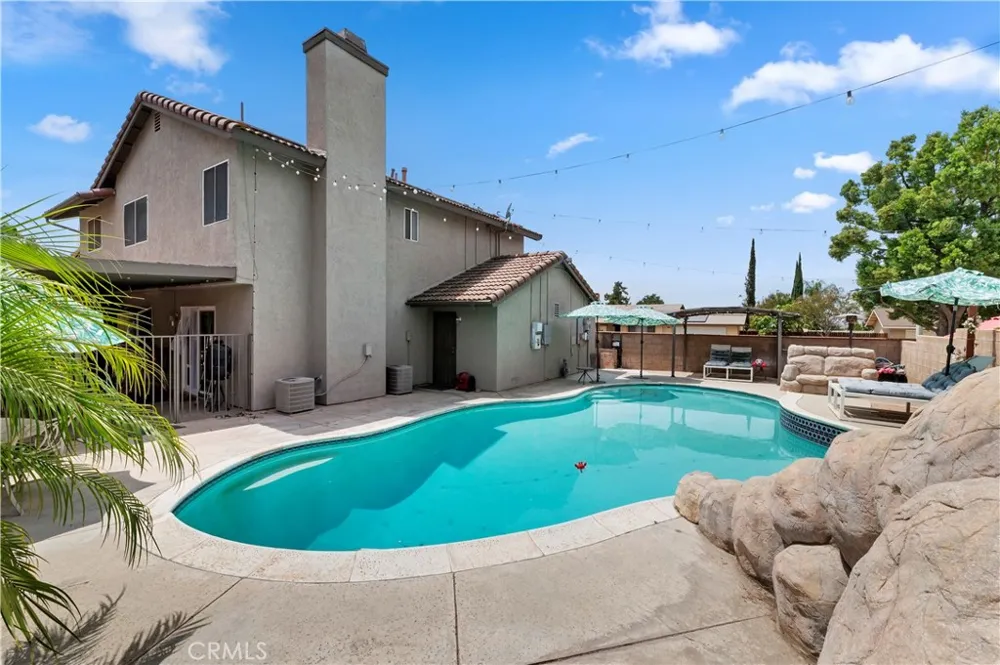 12685 Oriole Avenue Grand Terrace, CA 92313