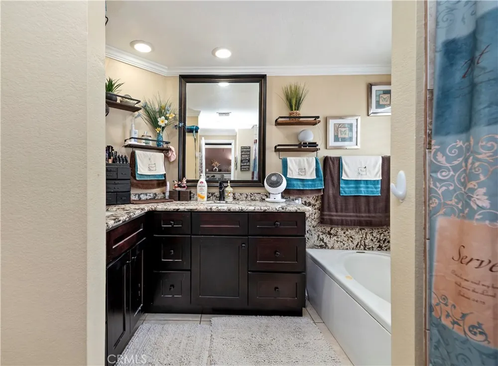 12685 Oriole Avenue Grand Terrace, CA 92313