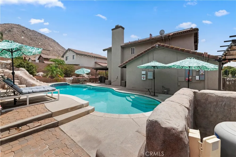 12685 Oriole Avenue Grand Terrace, CA 92313